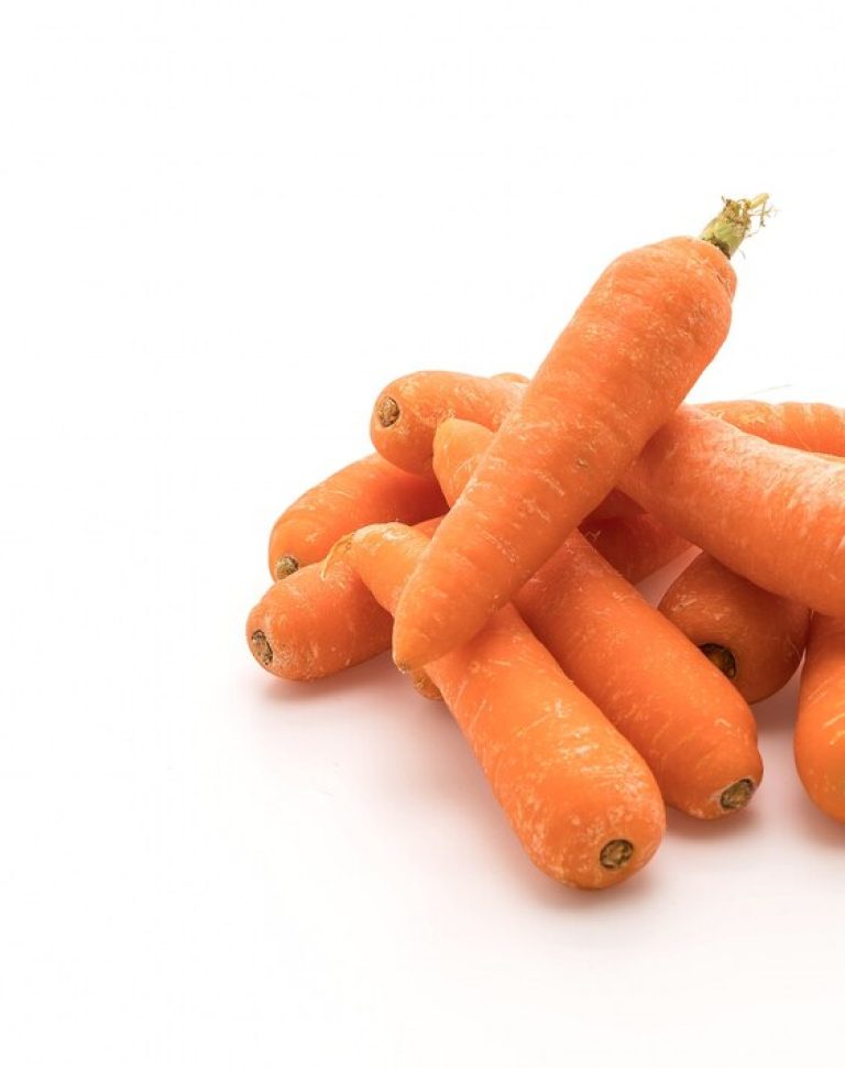 baby-carrots_1339-7954